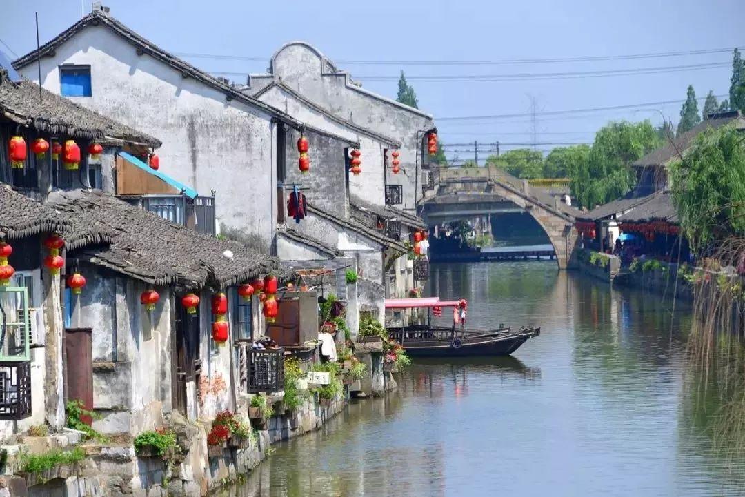 摇滚乐团的装扮