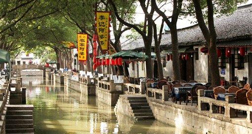 永辉超市持续卖资产转型:营收下滑净亏损加剧,折扣店能否引流?